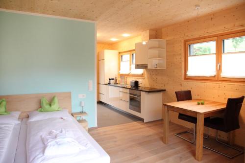 Elzach Apartment | Ferienwohnung Hohe Stein I Wellnessbereich I Schwarzwald I ZeiTraum