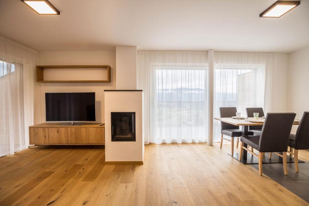 Perca Apartment | Ferienwohnung Kronplatz Blick