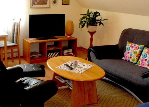 Grebenstein Apartment | Ferienwohnung Kutzner