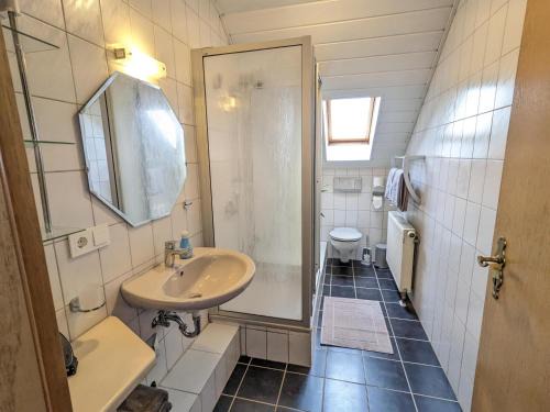 Eschbach Apartment | Ferienwohnung Madenburgblick