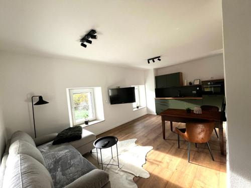 Philippsheim Apartment | Ferienwohnung Martha und Nikla