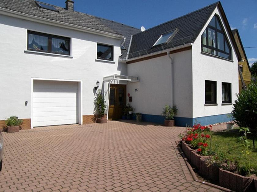 Gutenthal Apartment | Ferienwohnung Morbach
