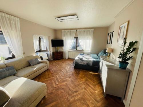 Idar-Oberstein Apartment | Ferienwohnung-Oberstein im Zentrum