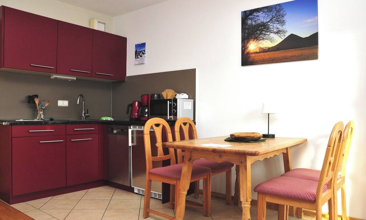 Bad Feilnbach Apartment | Ferienwohnung Schwarzenberg, bis 4 Personen, 1 Seperates Schlafzimmer, 1. OG, Südbalkon