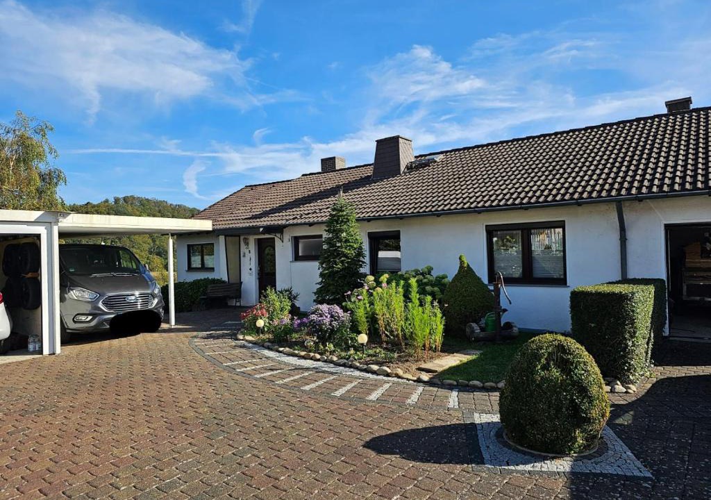 Ahnatal Apartment | Ferienwohnung Talblick