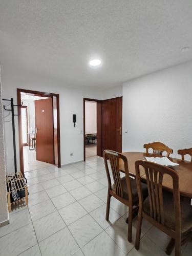 Aldingen Apartment | Ferienwohnung Unterkunft 24