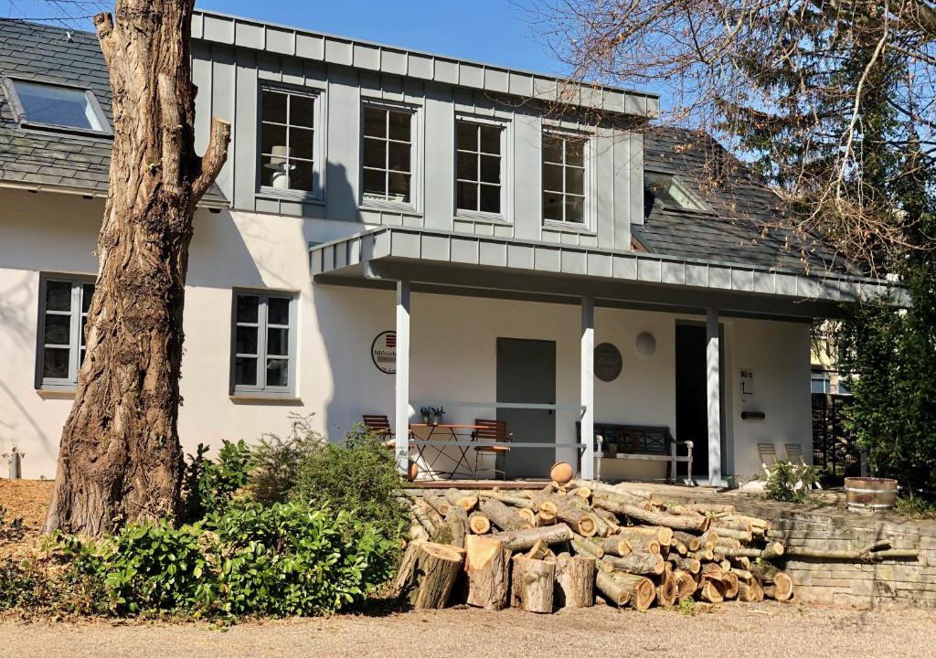 Traben-Trarbach Apartment | Ferienwohnung Weingut Villa Huesgen am Mönchhof