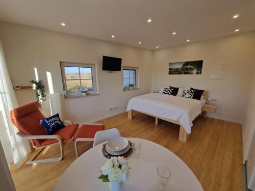 Hartershofen Apartment | Ferienwohnung Weitblick Abendlicht