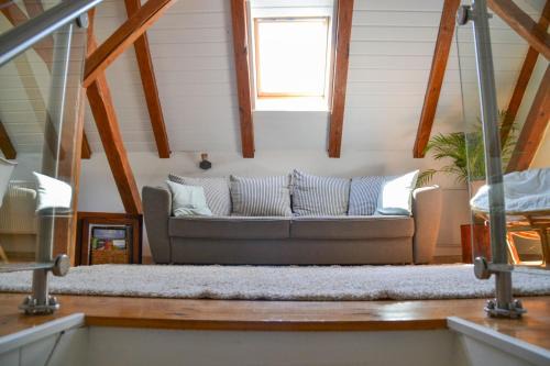 Guben Apartment | Ferienwohnung "ZU HAUSE"