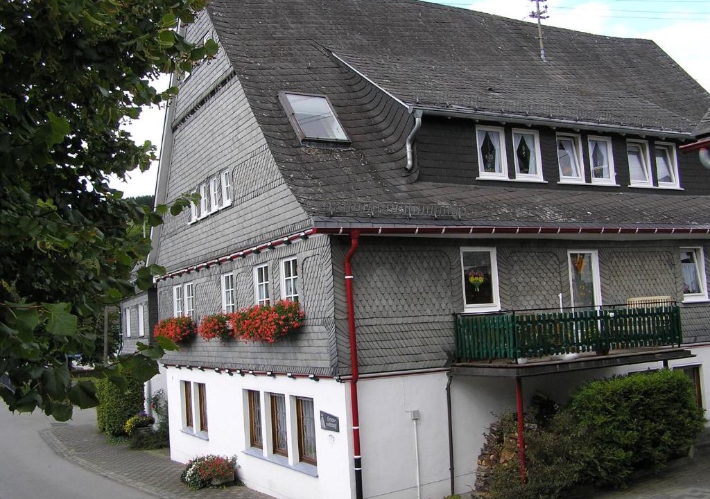 Lenne Apartment | Ferienwohnungen Sternberg
