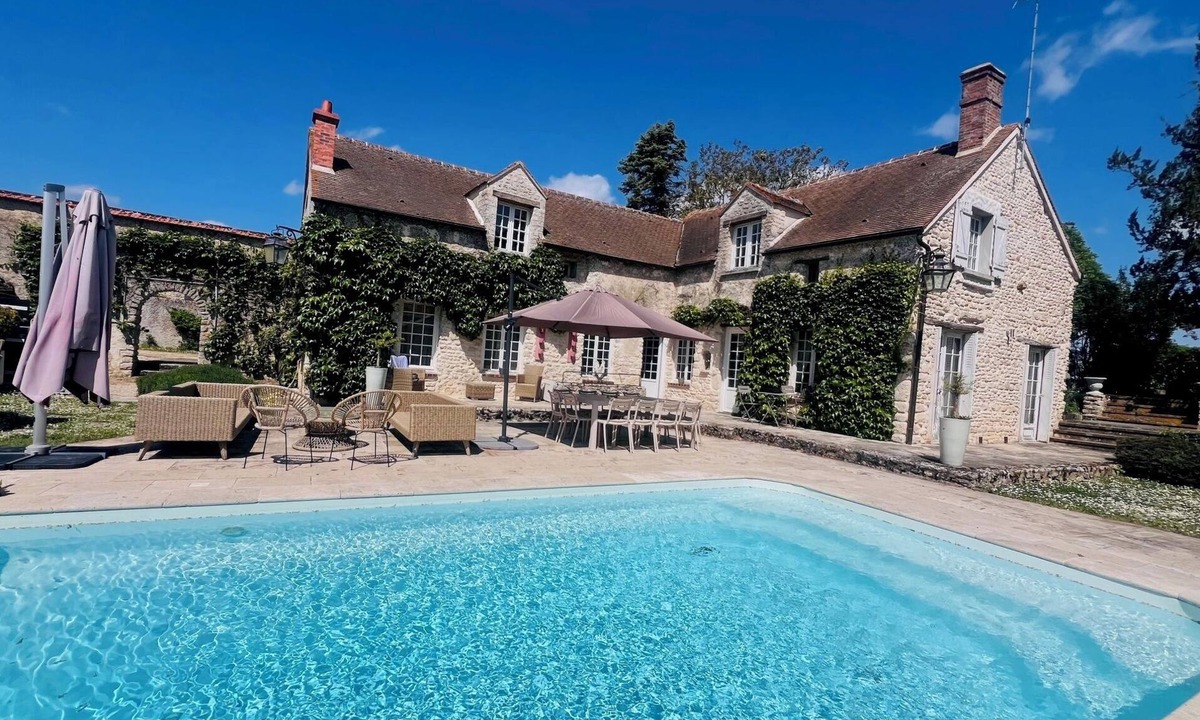 Buthiers House | Fermette swimming pool petanque near forest fontainebleau