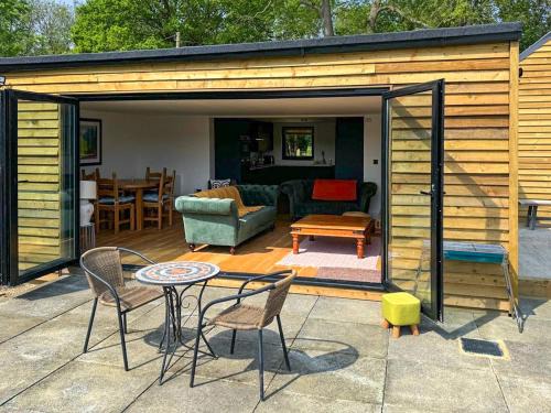 Chiddingstone Hoath House | Fernhill Stables