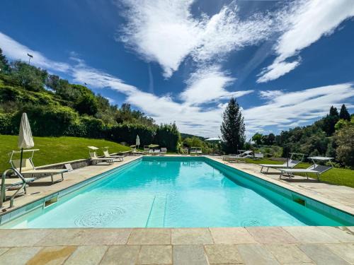 Loro Ciuffenna Apartment | Ferriera Exclusive Resort & Waterfall