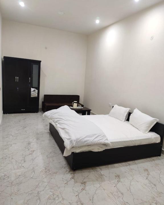 Amritsar Hotel | Festive bells