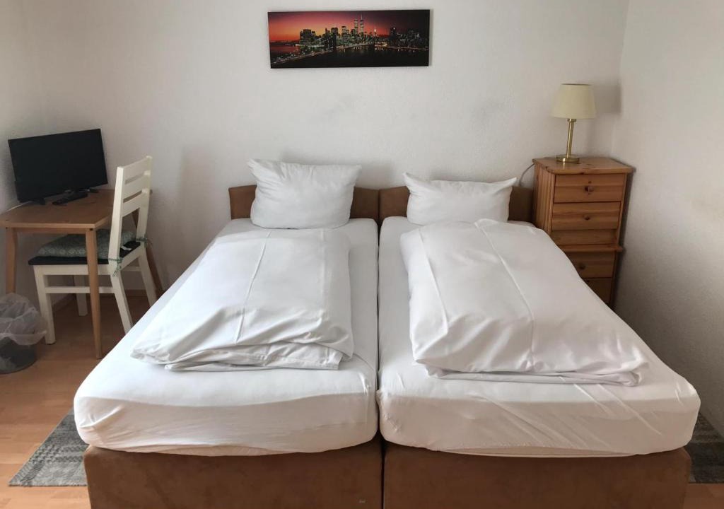 Bad Windsheim Apartment | FEWO CITY