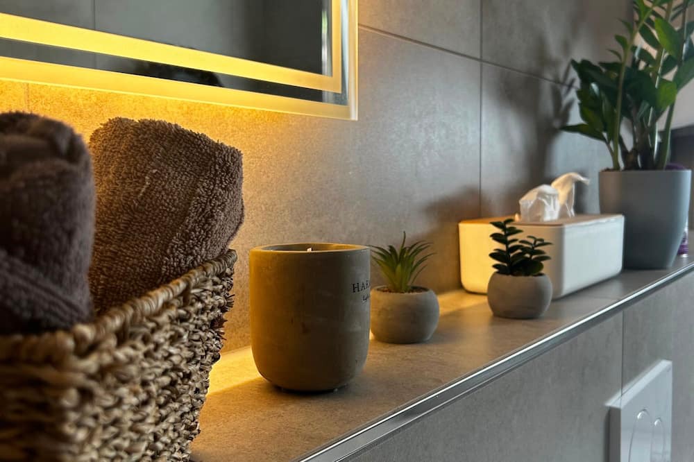 Iversheim Apartment | Fewo Elya – Garden Paradise Near Events, Outlet, and Spa
