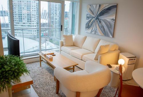 Crosstown Apartment | Fey's Flat