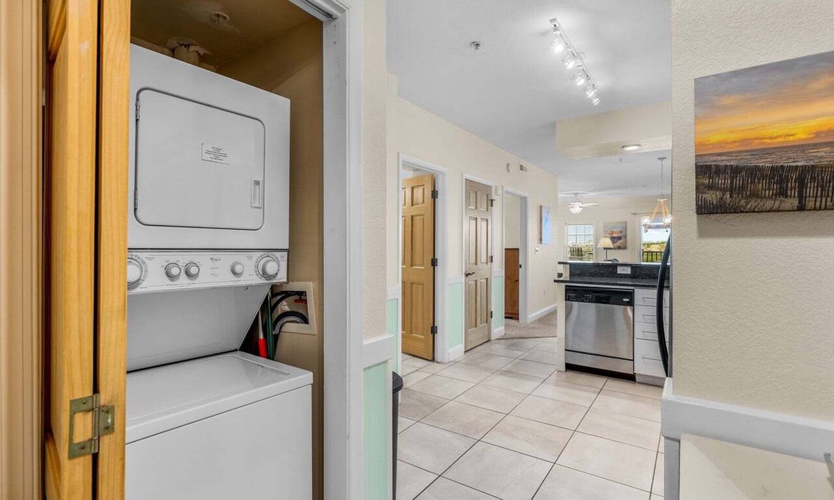 Kill Devil Hills Condo | FFR104 - Beach Retreat by First Flight Rentals