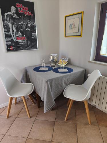 Pescara Apartment | Fico bianco