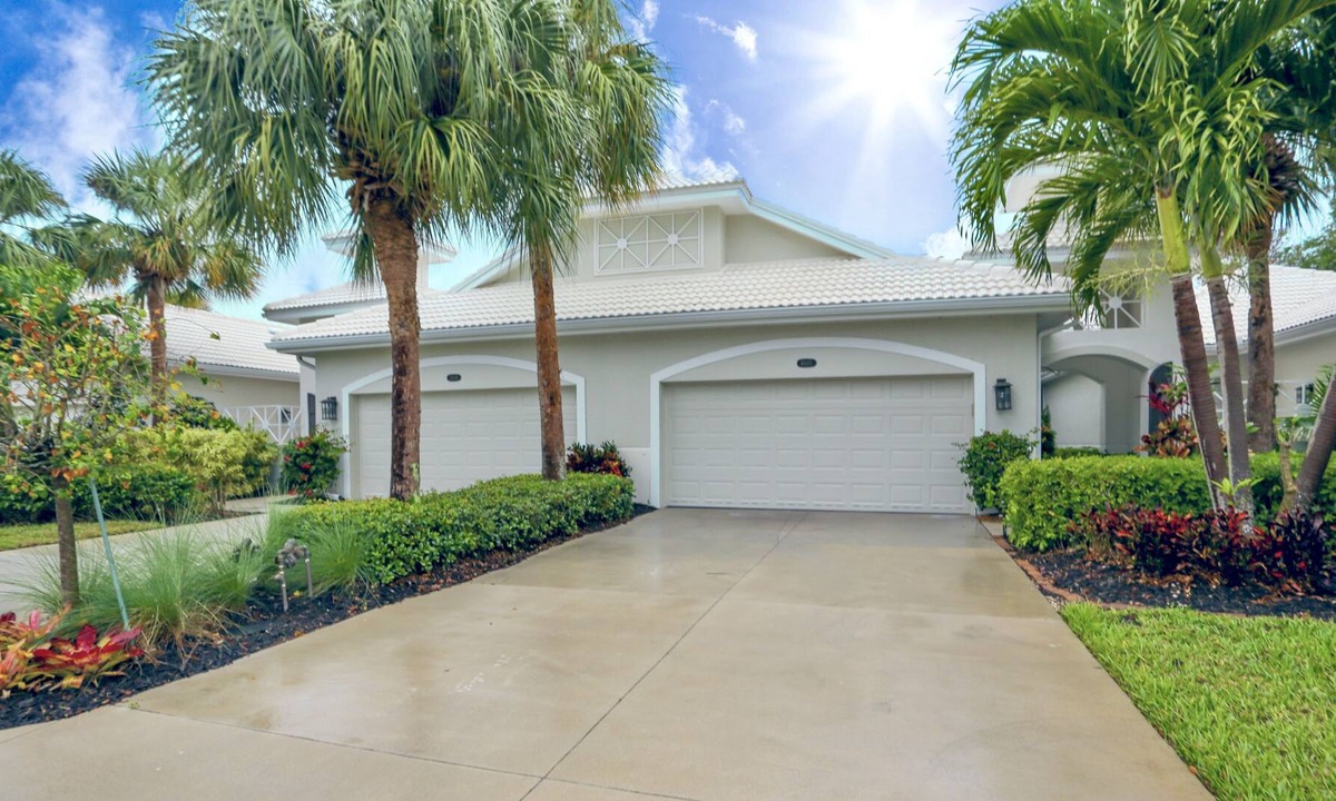 Naples Villa | **FIDDLER'S CREEK CARDINAL COVE**2/2 BEAUTY**AMAZING SOCIAL MEMBERSHIP**