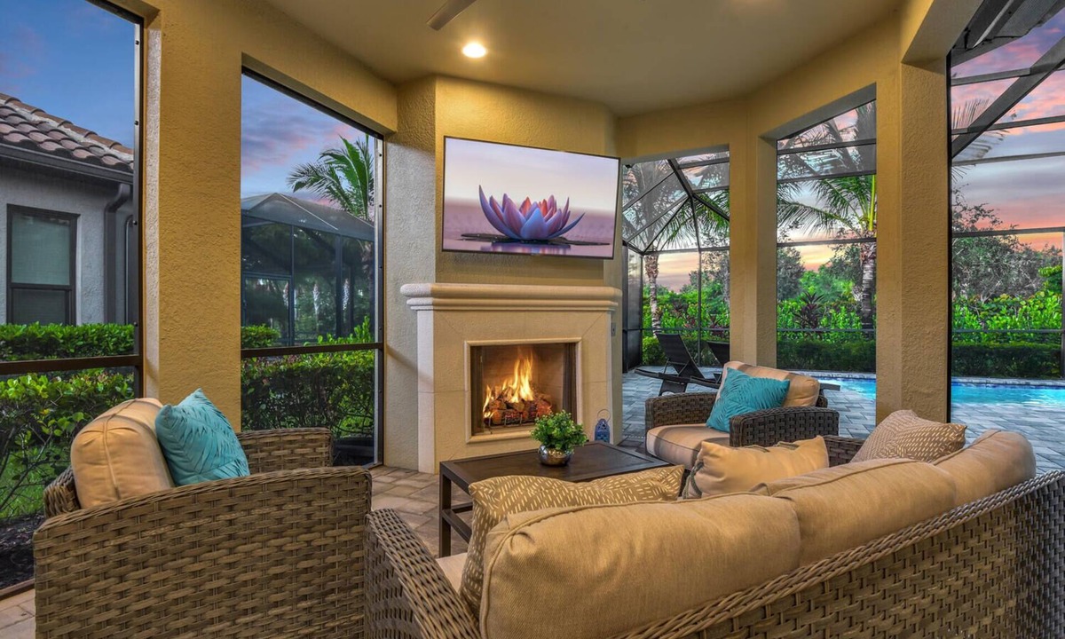 Naples House | Fiddlers Retreat - Single Family Home with Private Pool in Fiddler's Creek Resort Community