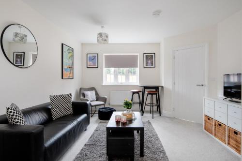 Brackley House | Field View