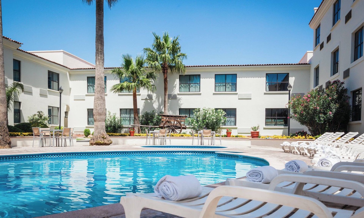 Saltillo Hotel | Fiesta Inn Saltillo