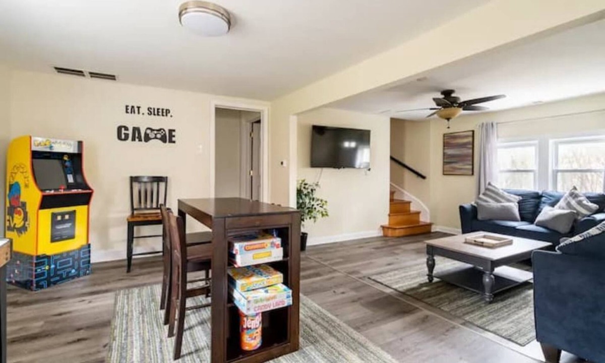 Primos Secane House | FIFA 2026 HQ: Family Affair in Philly Suburbs - Free Parking