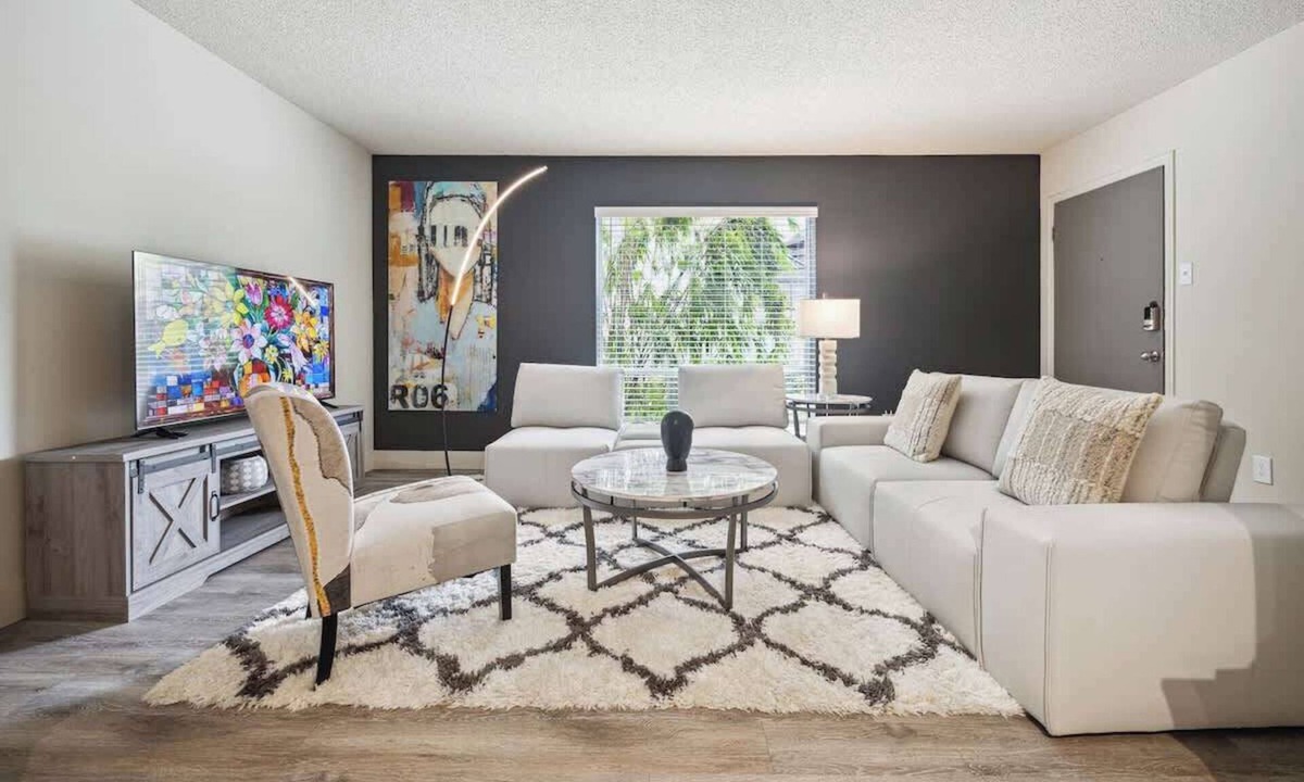 Uptown Apartment | MAJOR INTERNATIONAL SPORTING EVENT Dream Residences | 2 Beautiful Apts Galleria