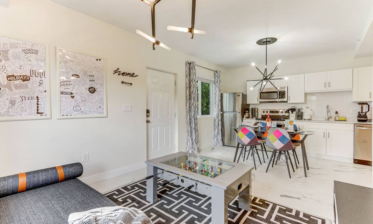 Wynwood Art District Apartment | FIFA Perfect 21 KM | ArTease 3: Walk to Wynwood & Design District