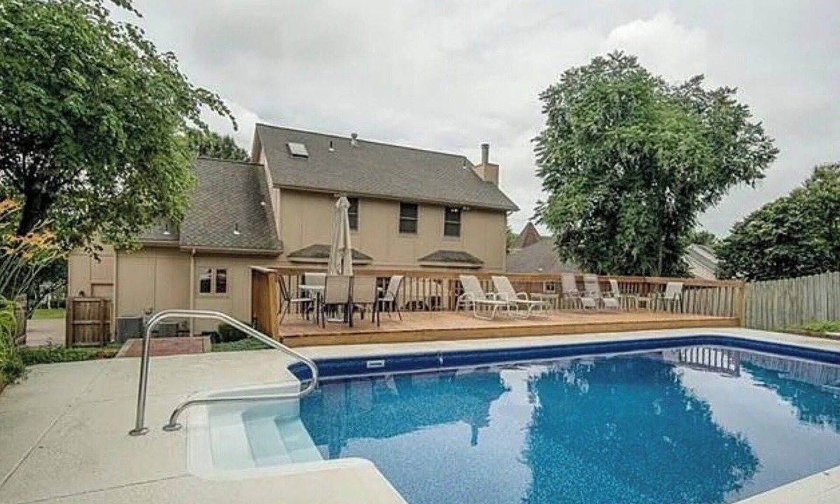 Independence House | Major international sporting event Hub: 8 Mins to Arrowhead + Pool!