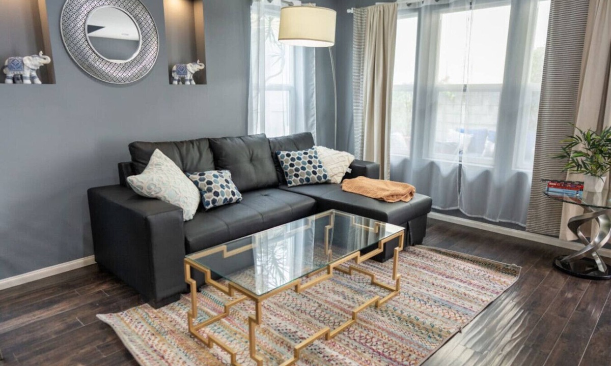 NoHo Arts District Villa | FIFA World Cup: NoHo MODERN 2BR TOWNHOME w/PRIVATE FENCED PATIO & PARKING p20