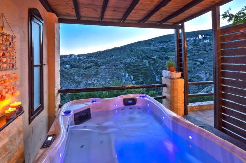 Ano Siros House | Fimaira