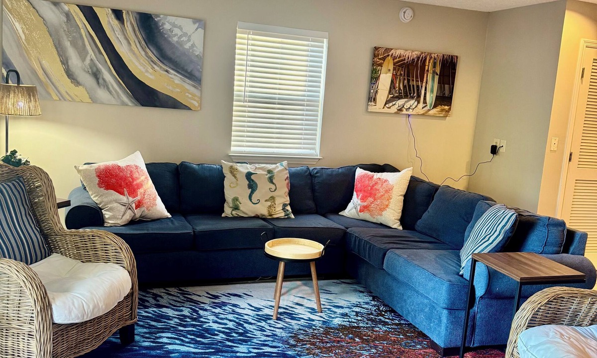 Carrabelle Condo | Fin & Tonic@The Forgotten Coast 2BR/2BTH boat parking near Carrabelle FL Marina