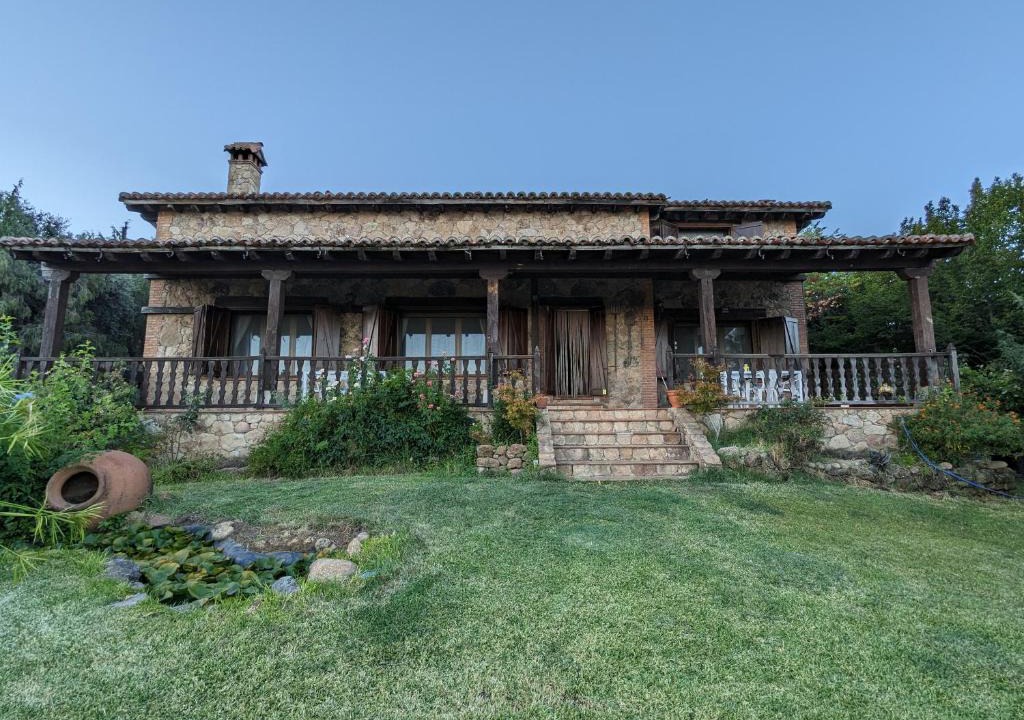 Candeleda Ski Chalet | Finca Alegrías
