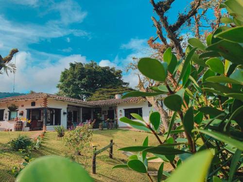 Saladito Hotel | Finca Bello Horizonte Cali
