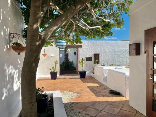 Uga House | Finca Creativa - Casa Rural