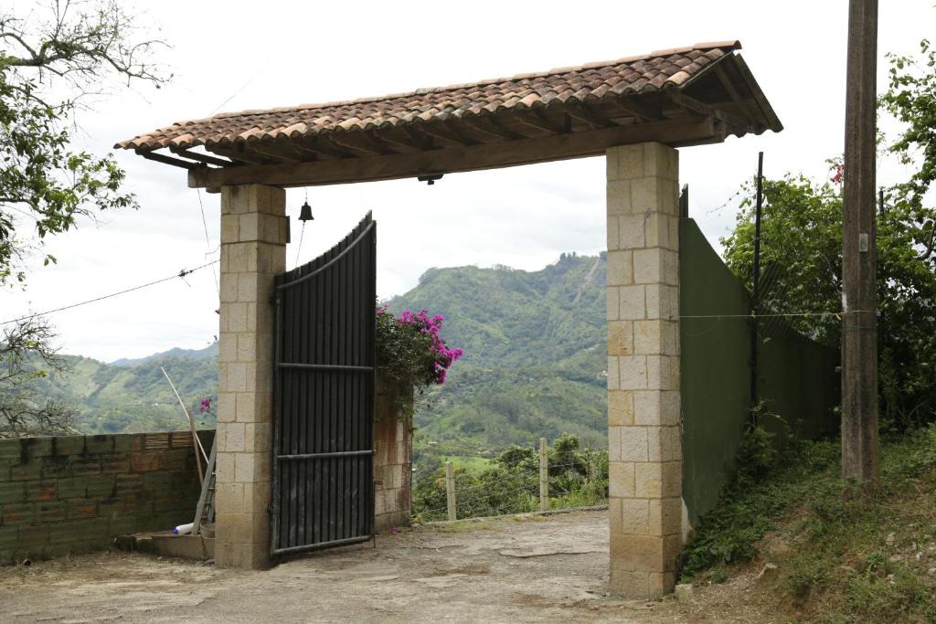 Sasaima Villa | Finca SAN JAVIER