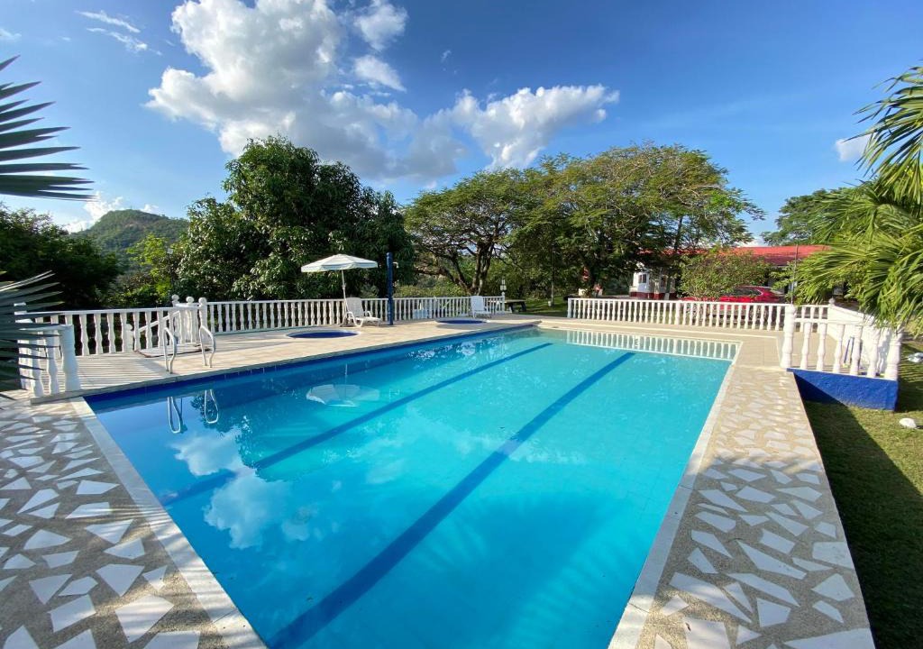 Anapoima House | Finca Villa Sofía Campestre con piscina