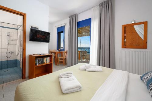 Kalamaki Hotel | Finikas Studios & Apartments - Kalamaki Holidays