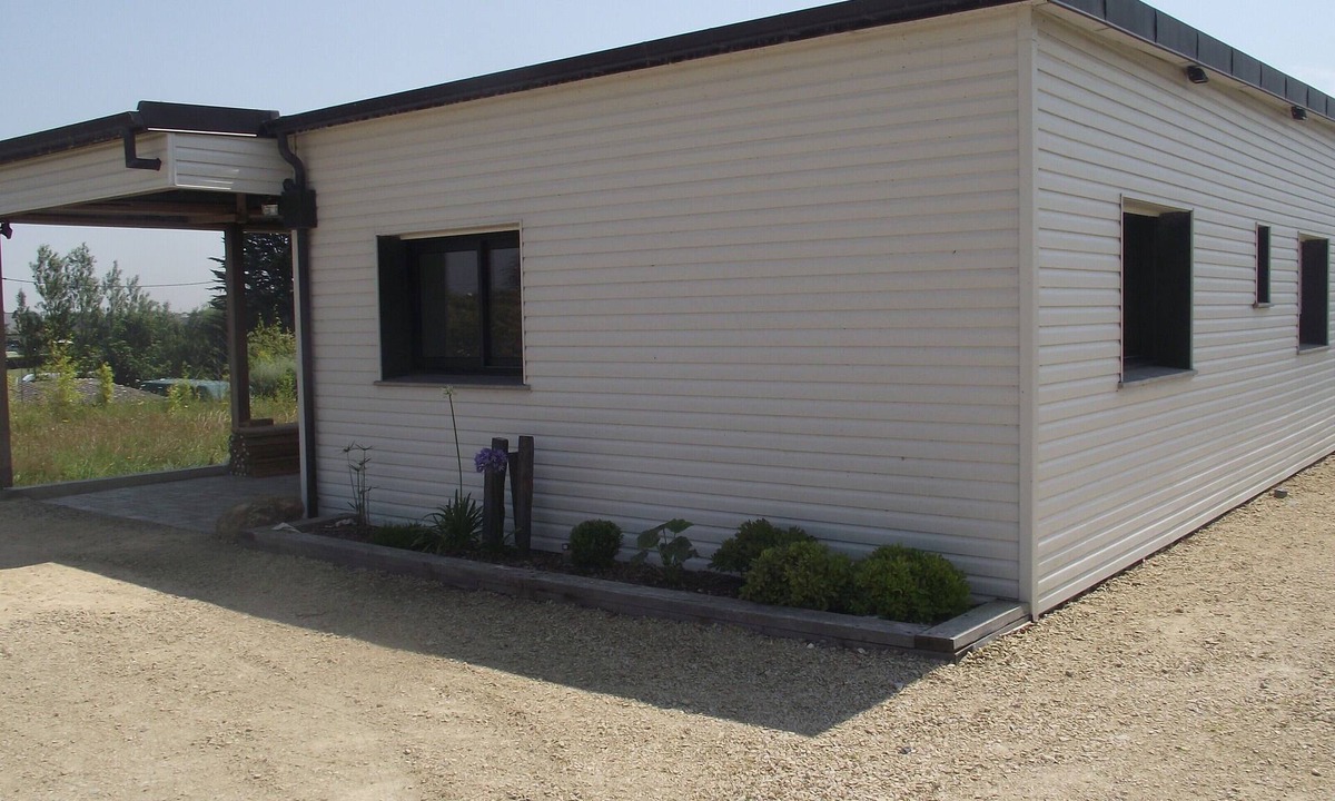 Cleder House | Finistere, Cleder, single storey house, large garden, 350m Kerfissien beach