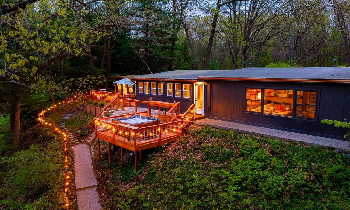 New Richmond House | Fire & Water