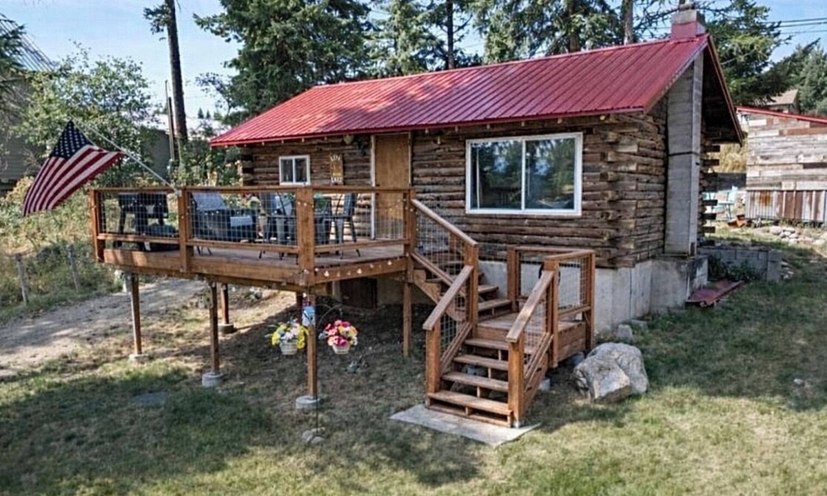 Bayview Cabin | Fireside Cabin