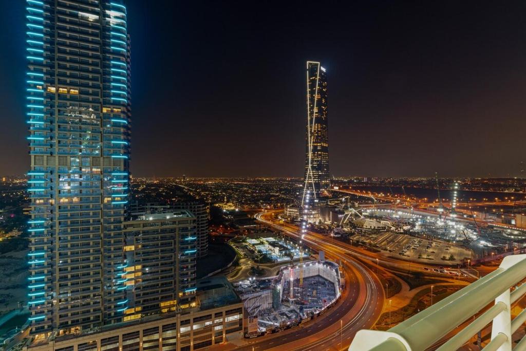 Jumeirah Lake Towers Apartment | FIRST CLASS 1BR Urban Comfort in Vibrant JLT