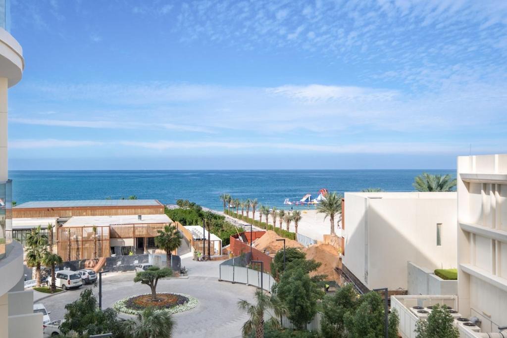Mina Al Arab Apartment | FIRST CLASS Studio Sea View Unwind in Style