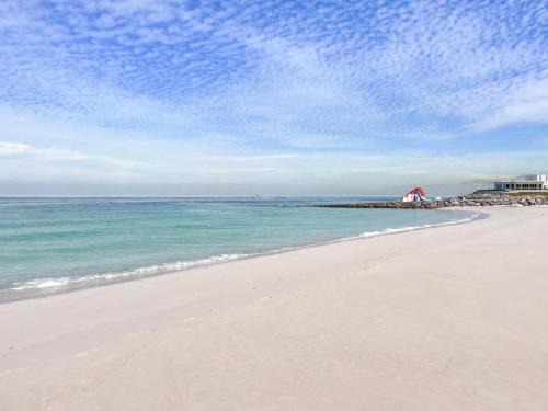 Mina Al Arab Apartment | FIRST CLASS Studio Beach View Living Bliss