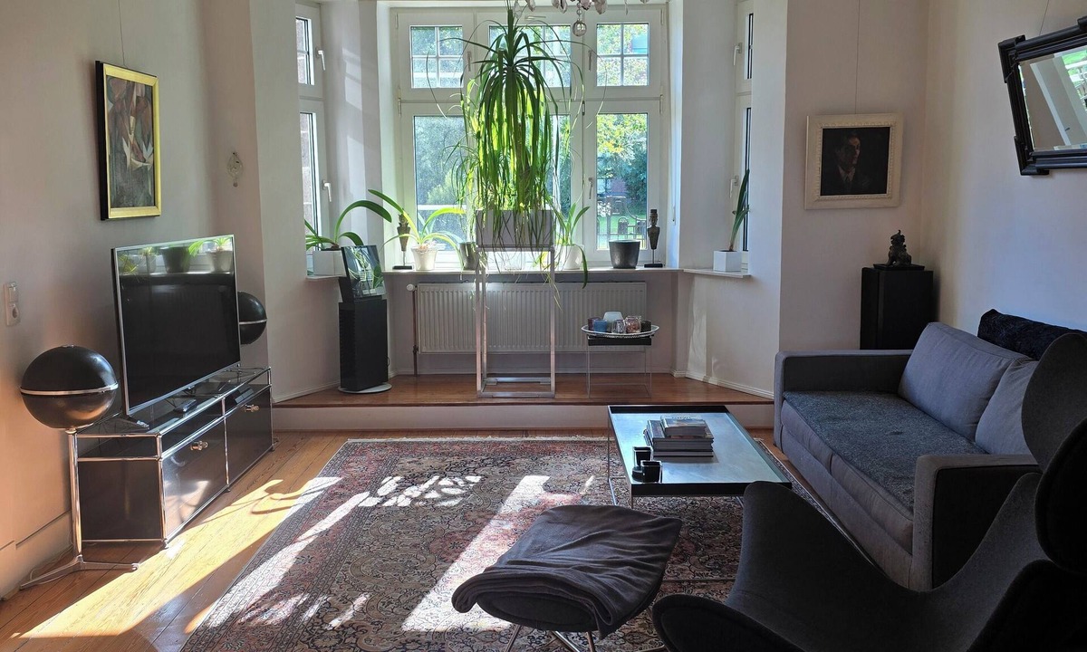 Kottenheim Villa | First floor apartment in a sandstone house (villa) with beautiful garden.