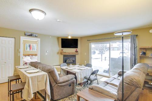 Big Sky House | First-Floor Big Sky Condo with Hot Tub!