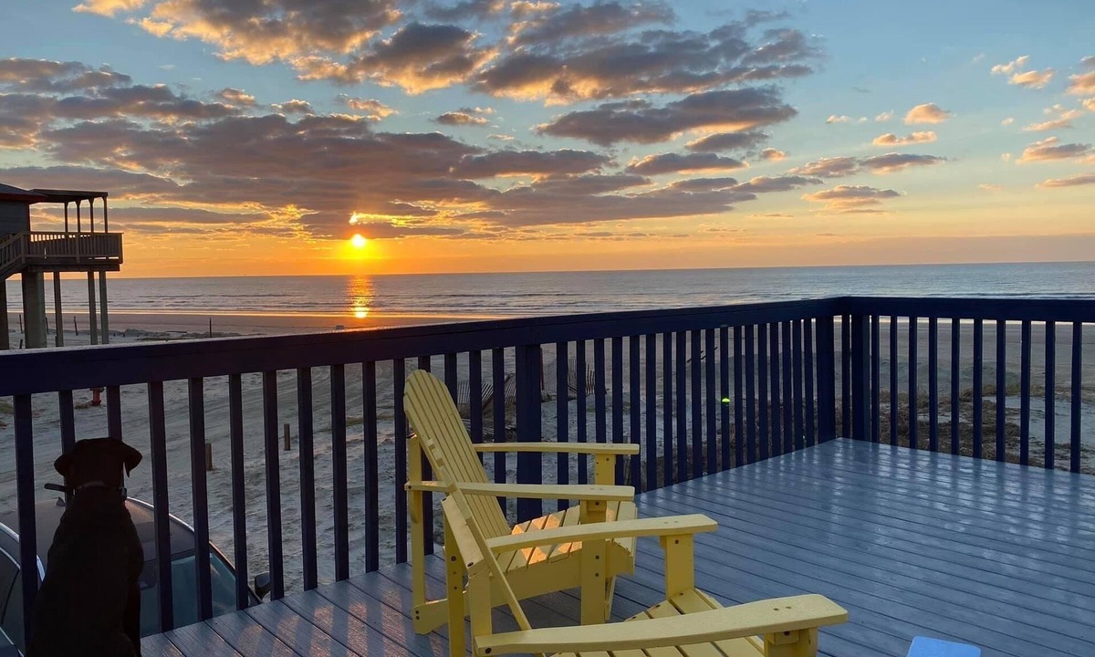Acapulco Village House | First Row Beachfront - Steps to the Sand - Gulf Views - Pet-Friendly