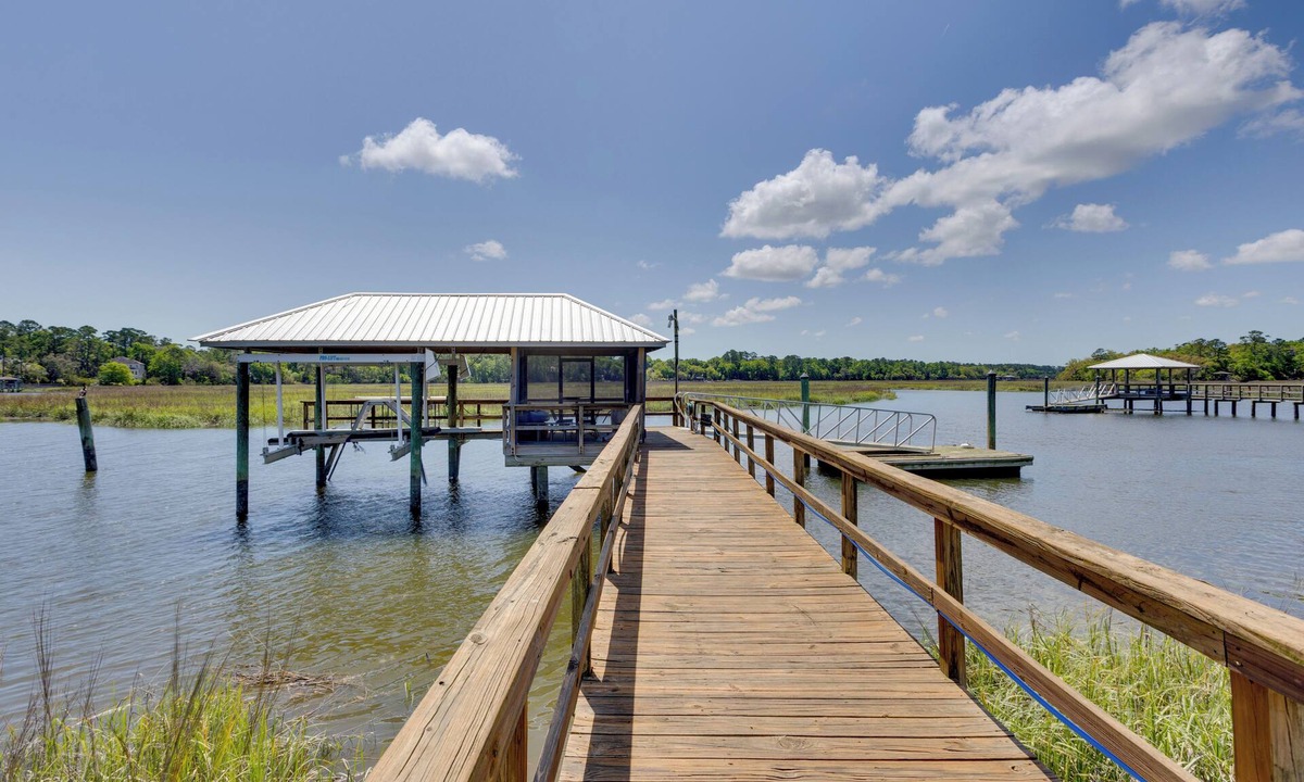 Meridian House | Fish, Boat & Unwind: 'Creekside Oasis' in Darien!
